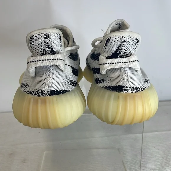 YEEZY BOOST 350 V2 "Zebra” FTL-08-126 - Picture 4 of 7